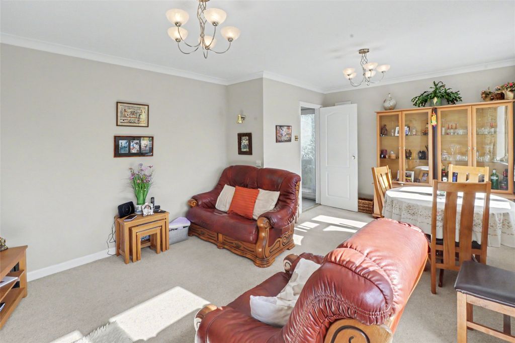 Property photo 2 of 12 2 - Picture No. 07