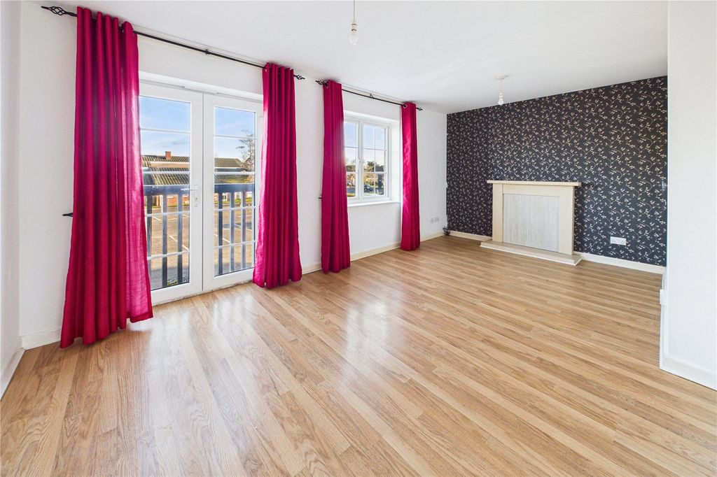 Property photo 2 of 12 Picture No. 22