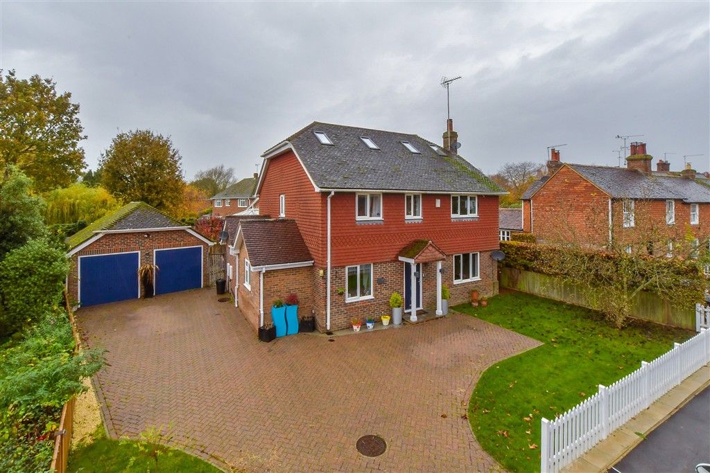 Property photo 1 of 19 External Web