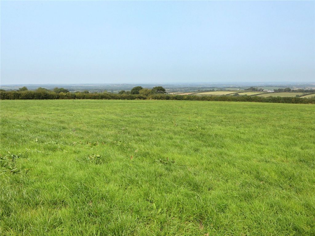Property photo 3 of 6 Picture No. 02