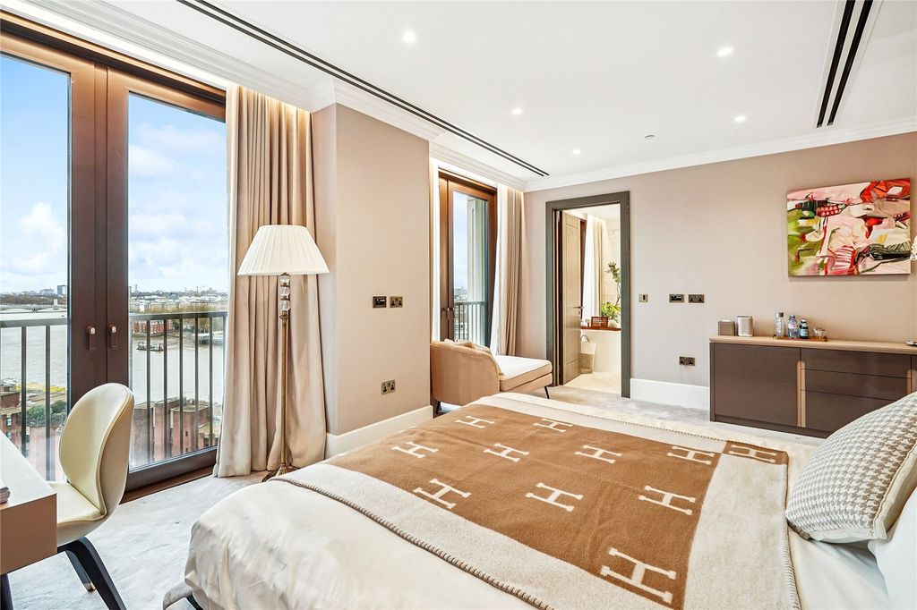 Additional image 30 of 6 bed flat to rentOak Lane, London SW8