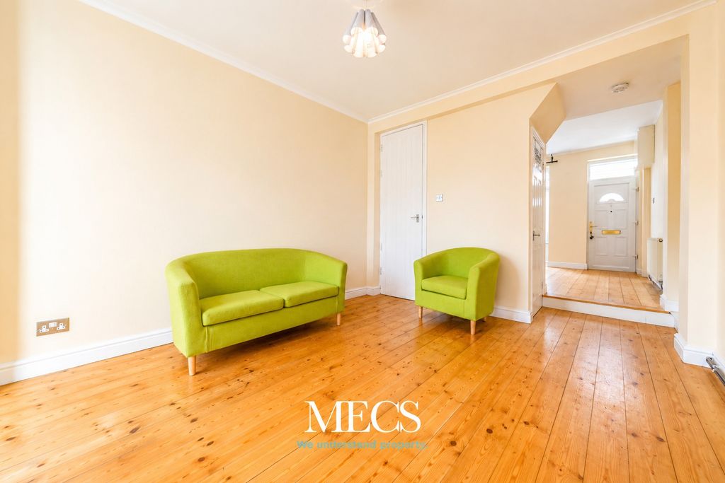 Property photo 3 of 15 5142173