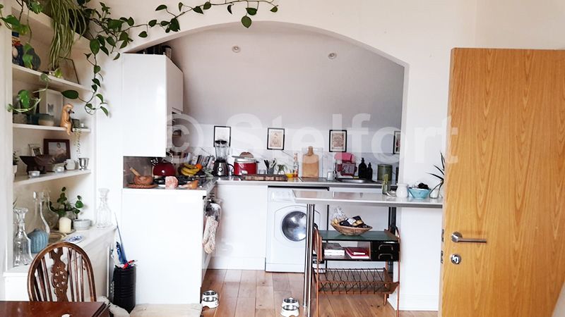 Property photo 2 of 6