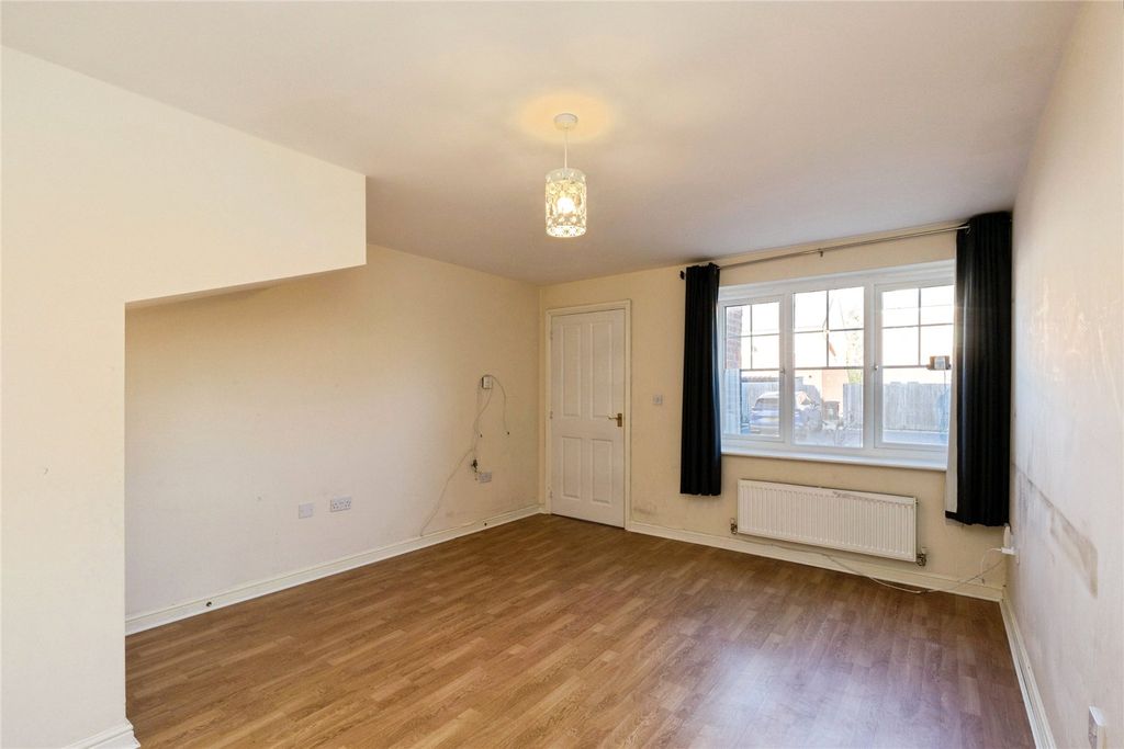 Property photo 2 of 11 Picture No. 11