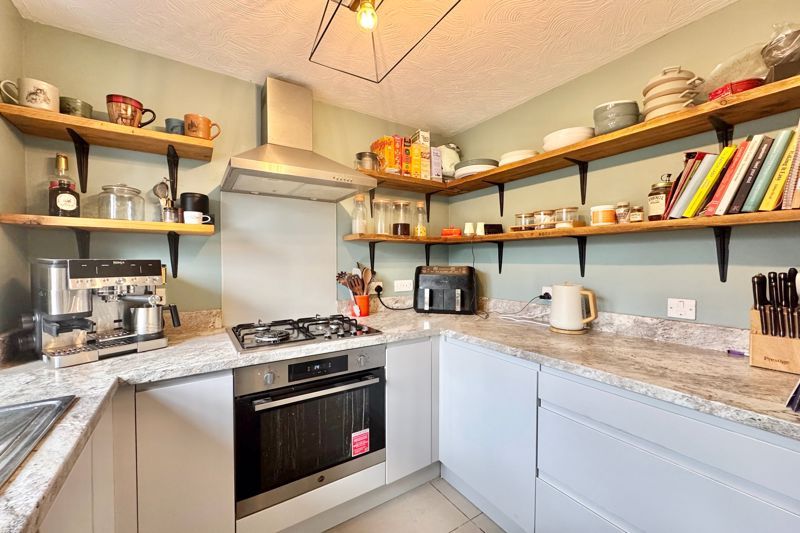 Property photo 3 of 13 Kitchen