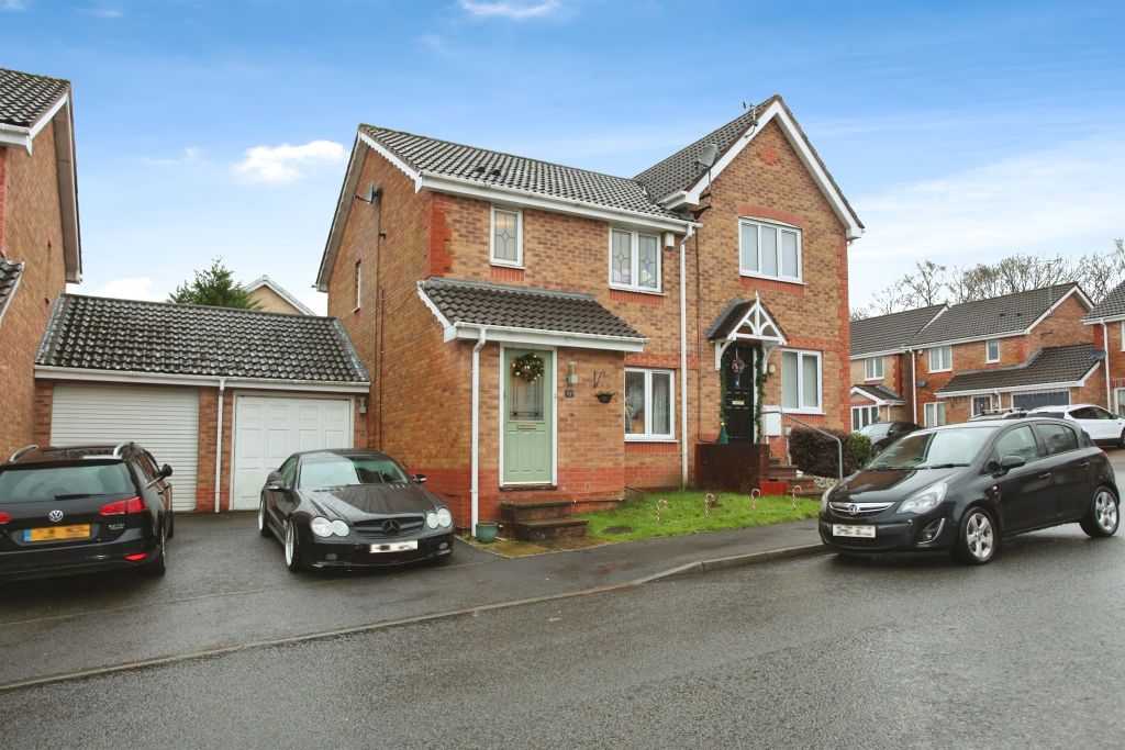 Property photo 2 of 16