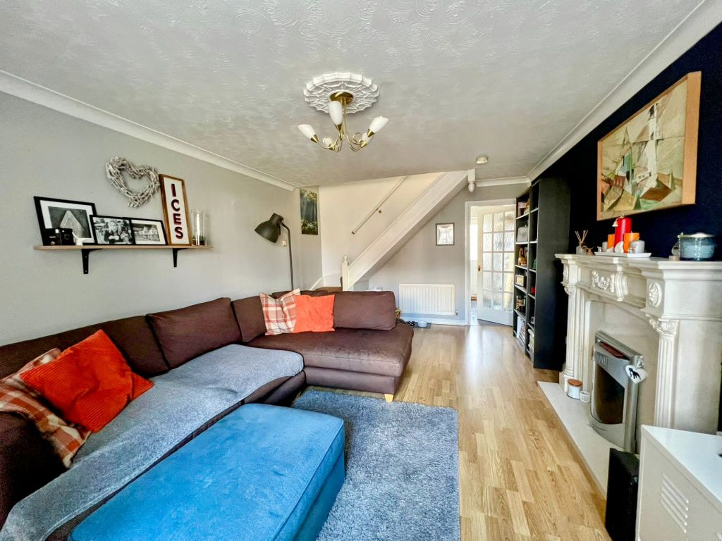 Property photo 2 of 9