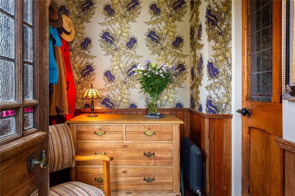Property photo 2 of 42 Benview House