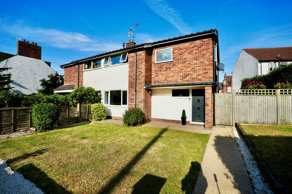 Property photo 1 of 22