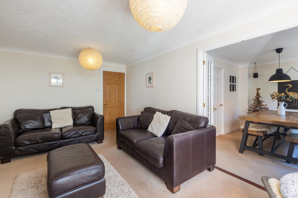 Property photo 1 of 16 A11 - 12 Grampian Close, Paignton - 250522
