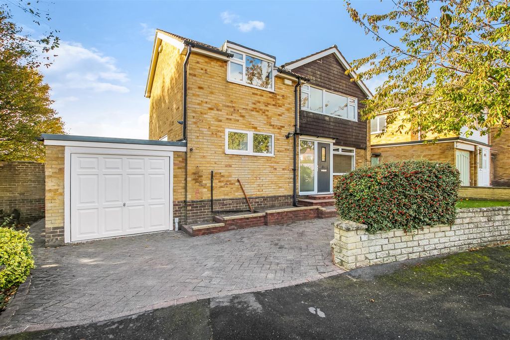 Property photo 1 of 16 Img_0445.Jpg