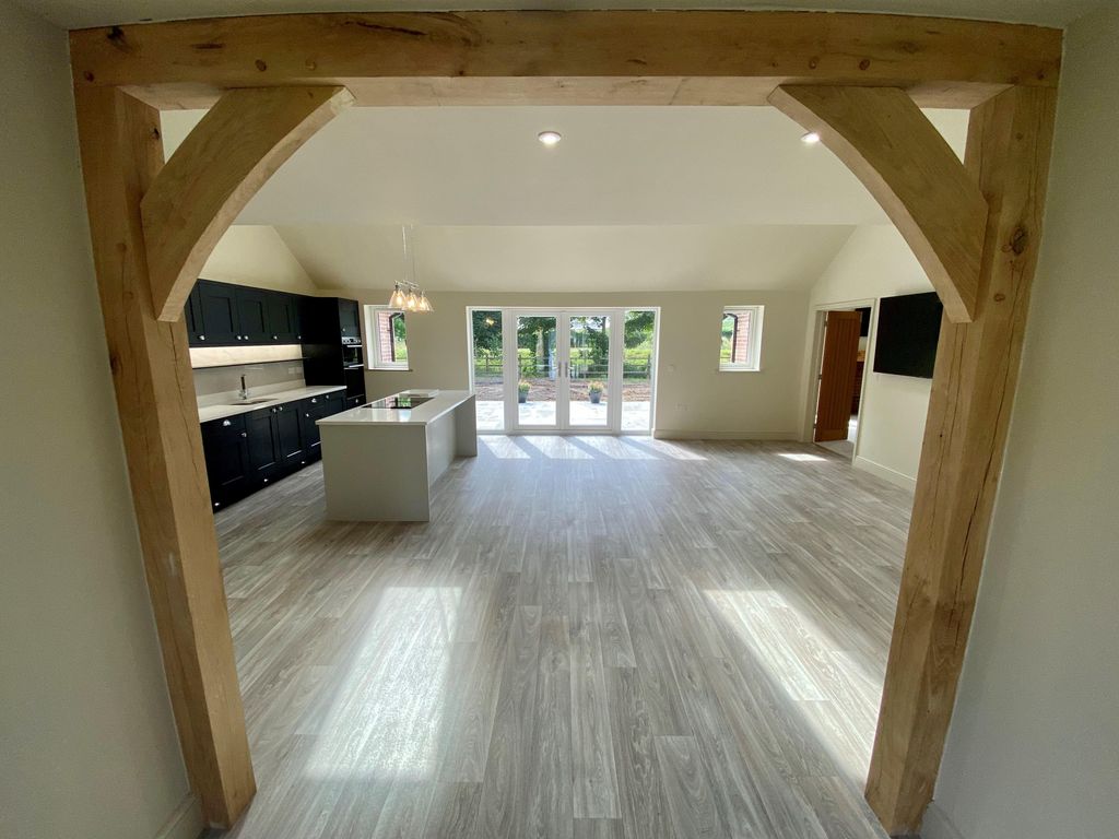 Property photo 2 of 18 View