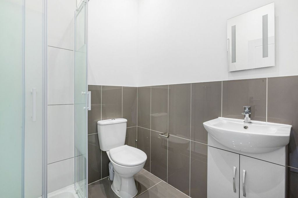 Property photo 3 of 5 Picture No. 07
