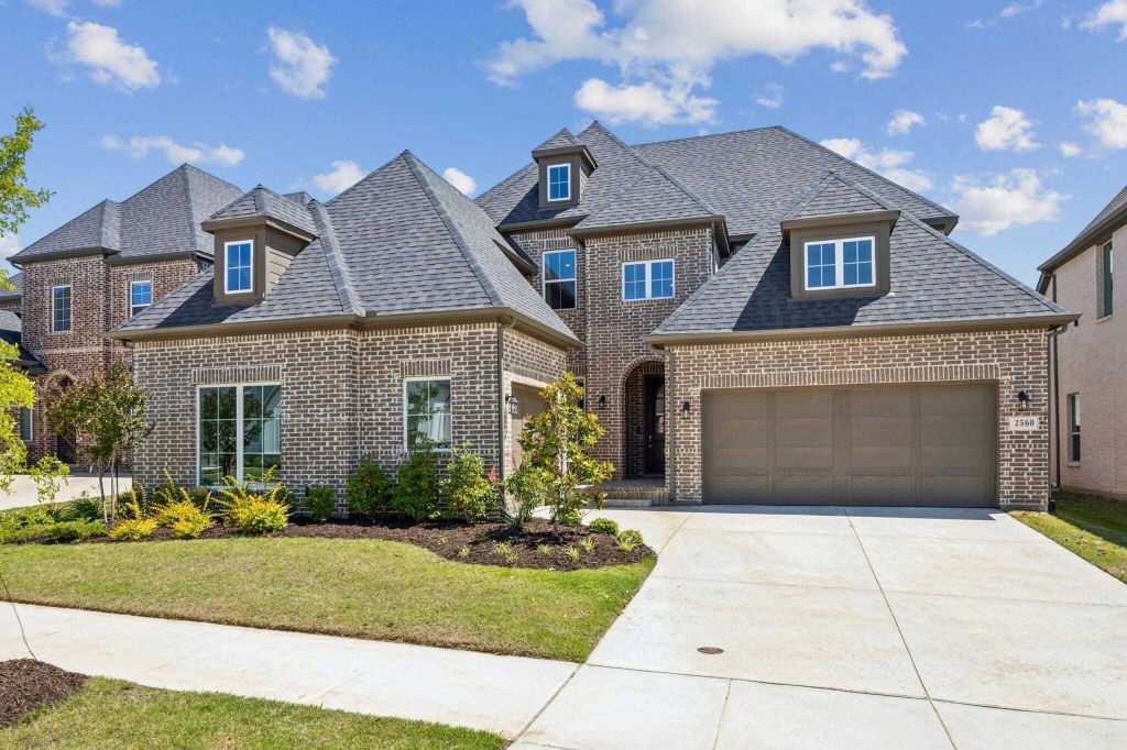 Property photo 1 of 31