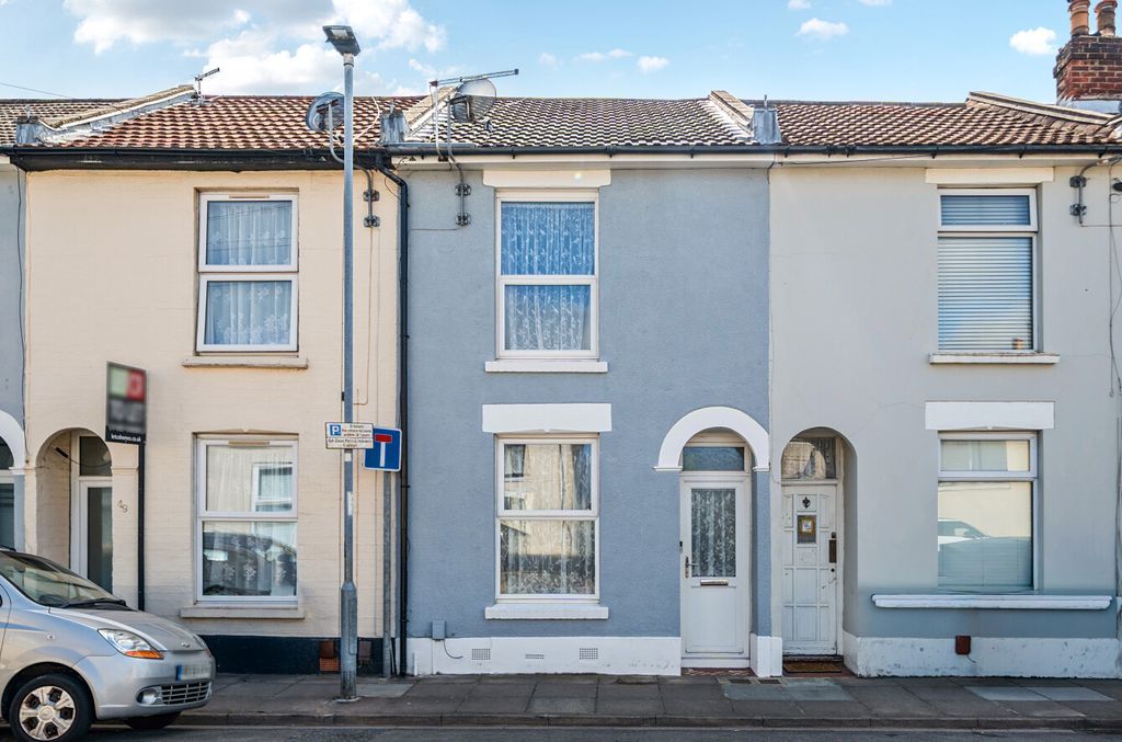Property photo 1 of 10 1499542-26-6A6B38...