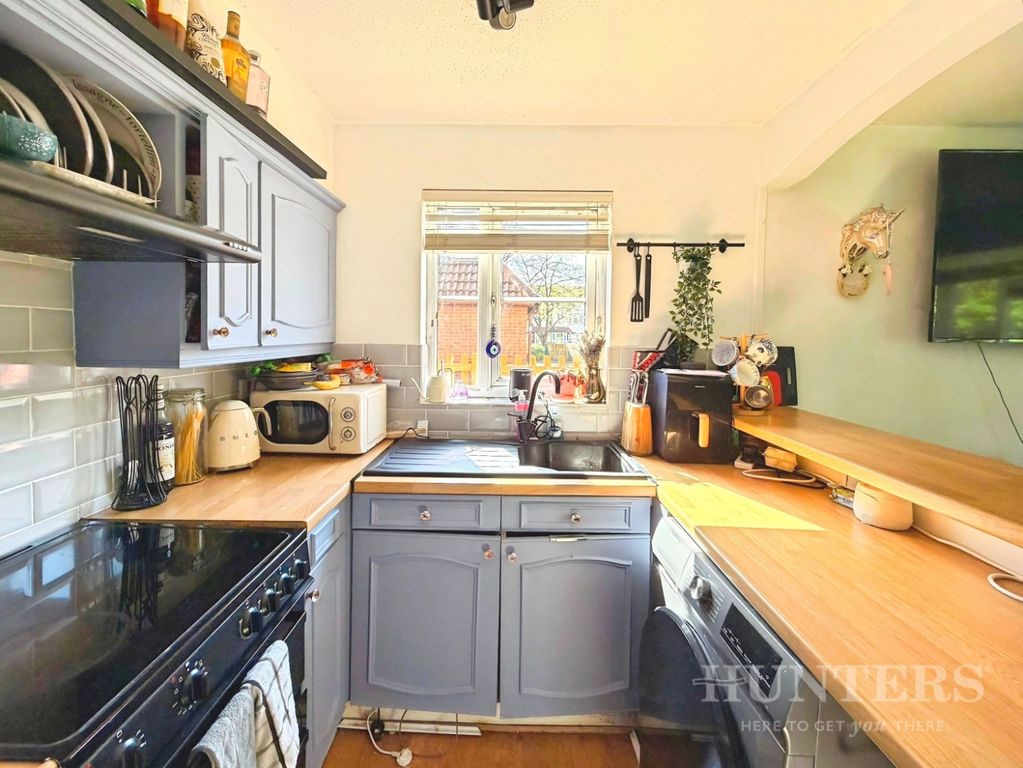 Property photo 2 of 9