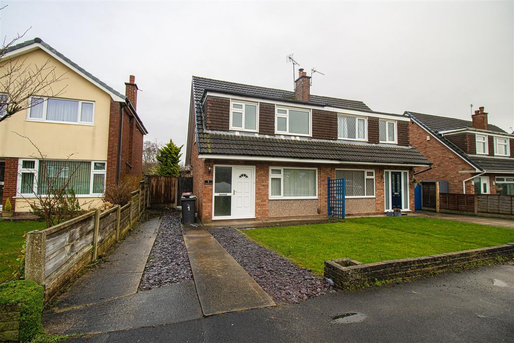 Property photo 1 of 10 Front