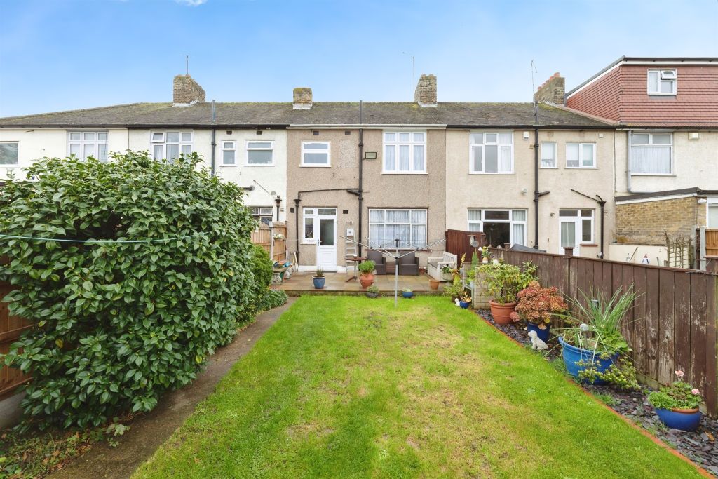 Property photo 2 of 14