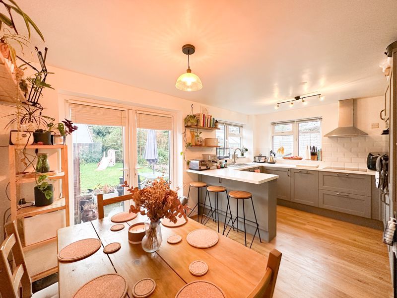 Property photo 3 of 18 Photo 6