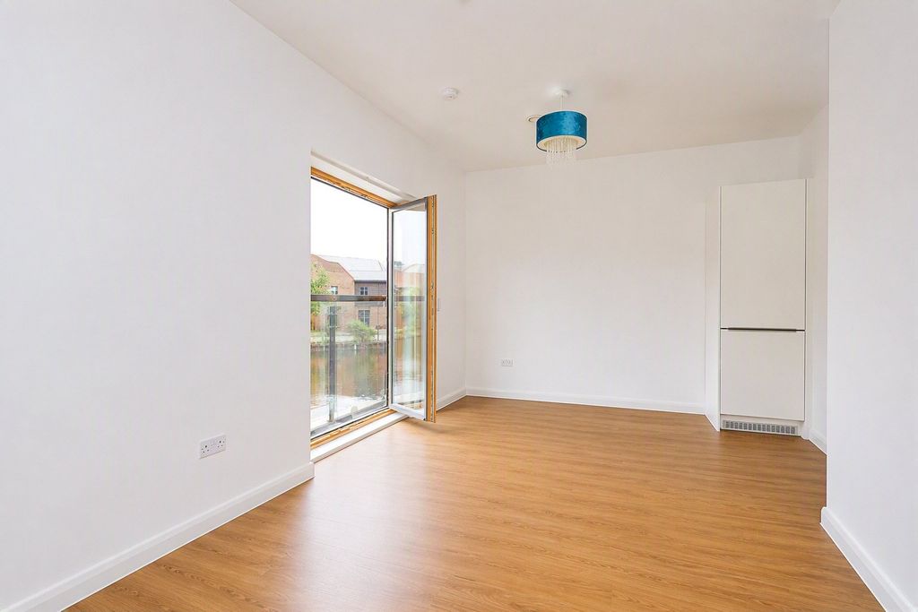 Property photo 3 of 10 Picture No. 21
