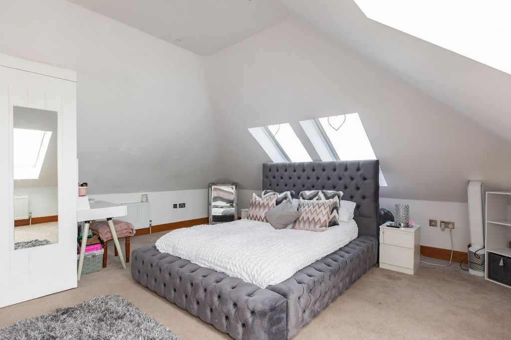 Additional image 10 of 4 bed bungalow for saleCoxes Lane, Ramsgate CT12