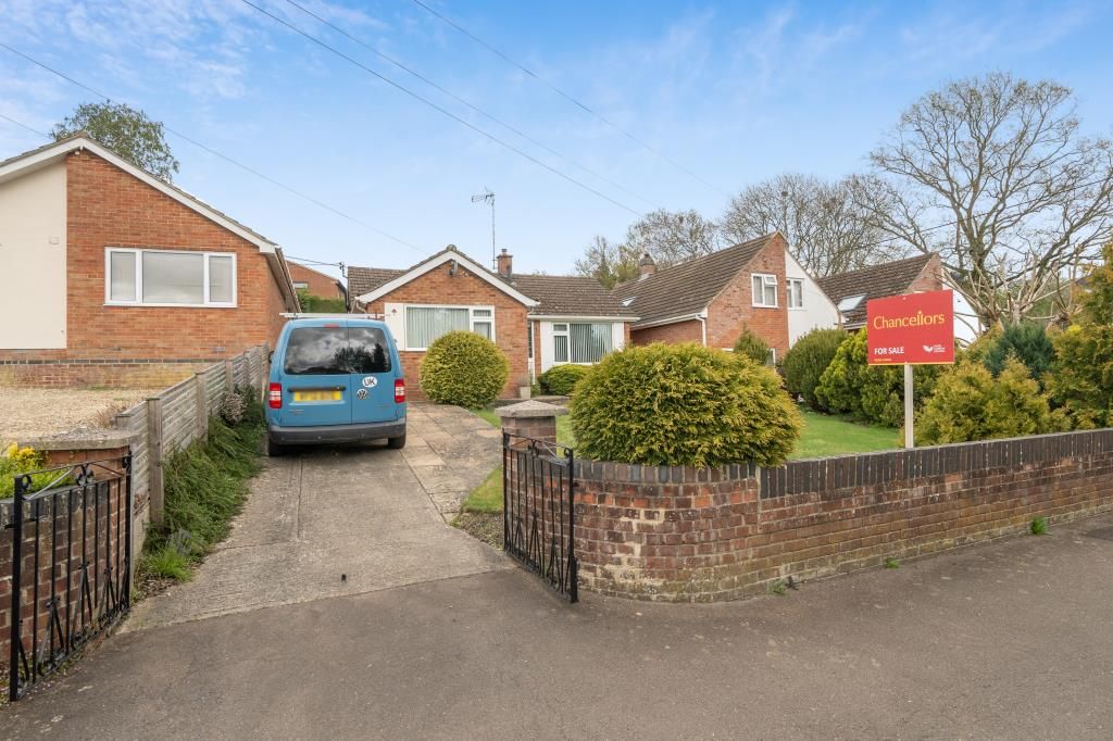 Property photo 1 of 16 External View