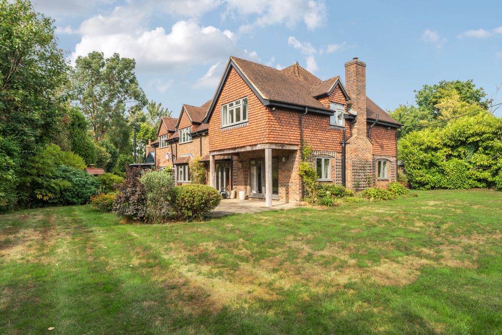 Property photo 1 of 20 1335255-4-689372d...