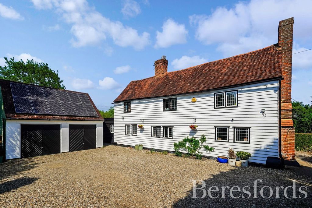 Property photo 1 of 27 Front