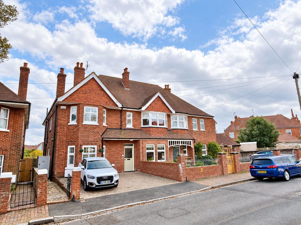 Property photo 1 of 19 Picture No. 28