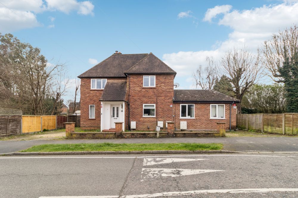Property photo 1 of 8