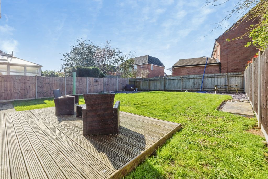 Property photo 2 of 26 2026-03-19-22Beresforddrive034