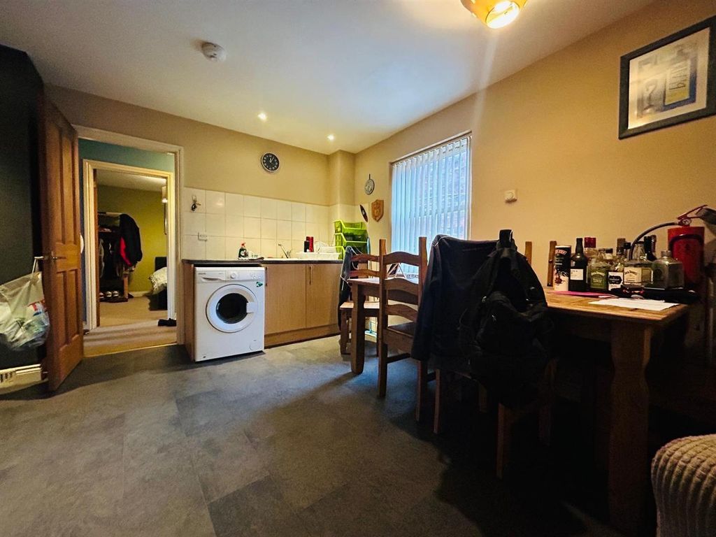 Additional image 4 of 1 bed flat for saleWater Lane, Tiverton EX16