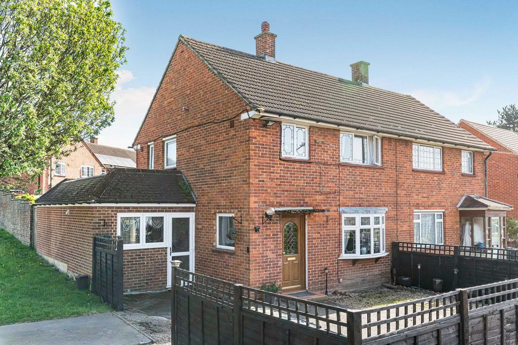 Property photo 1 of 24 Front (Exterior)