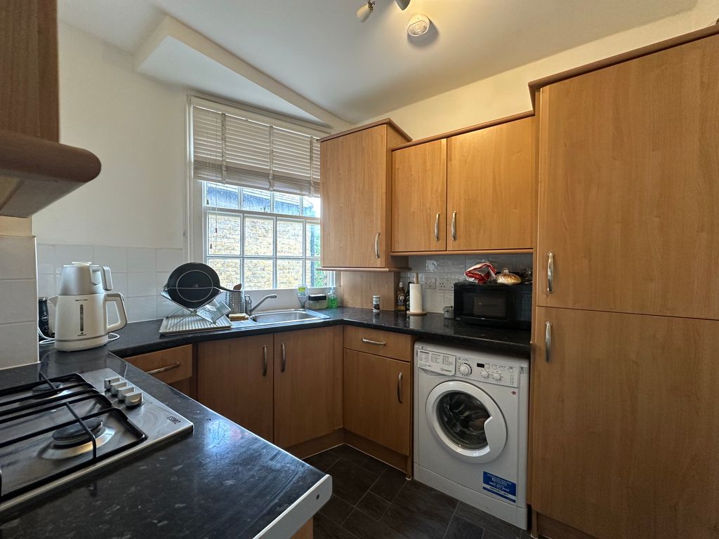Property photo 1 of 4