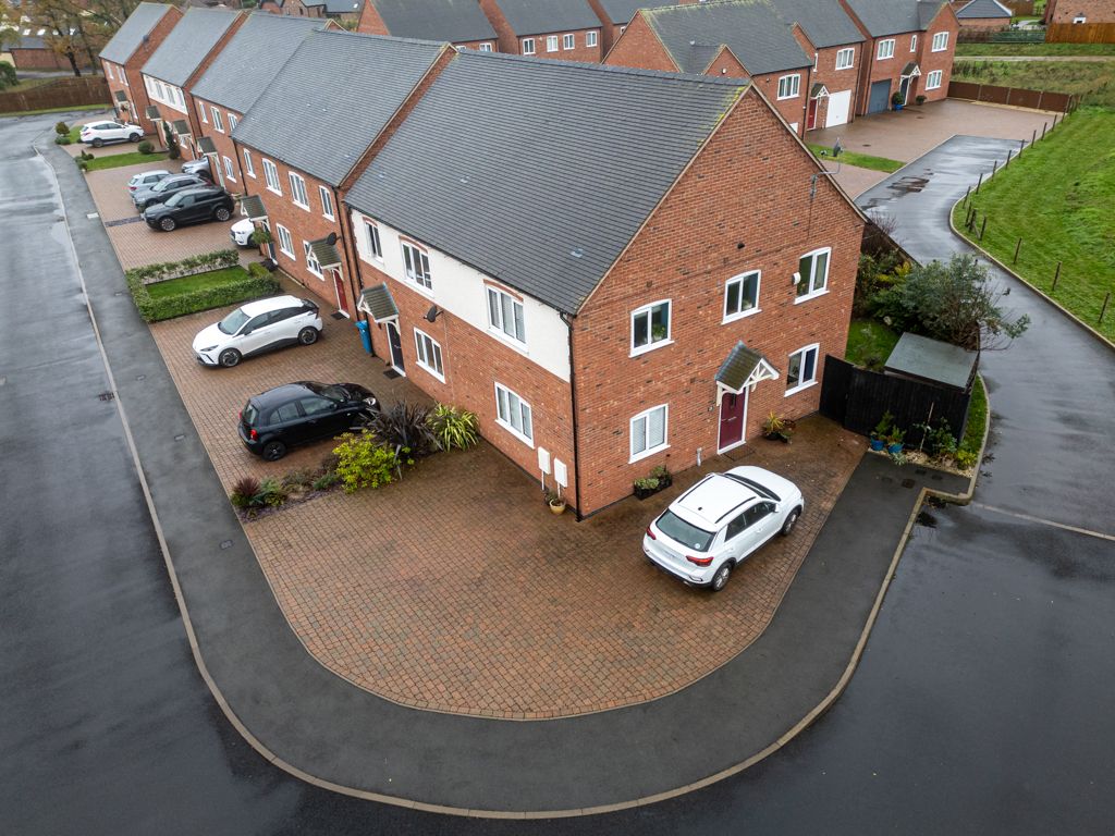 Property photo 3 of 42