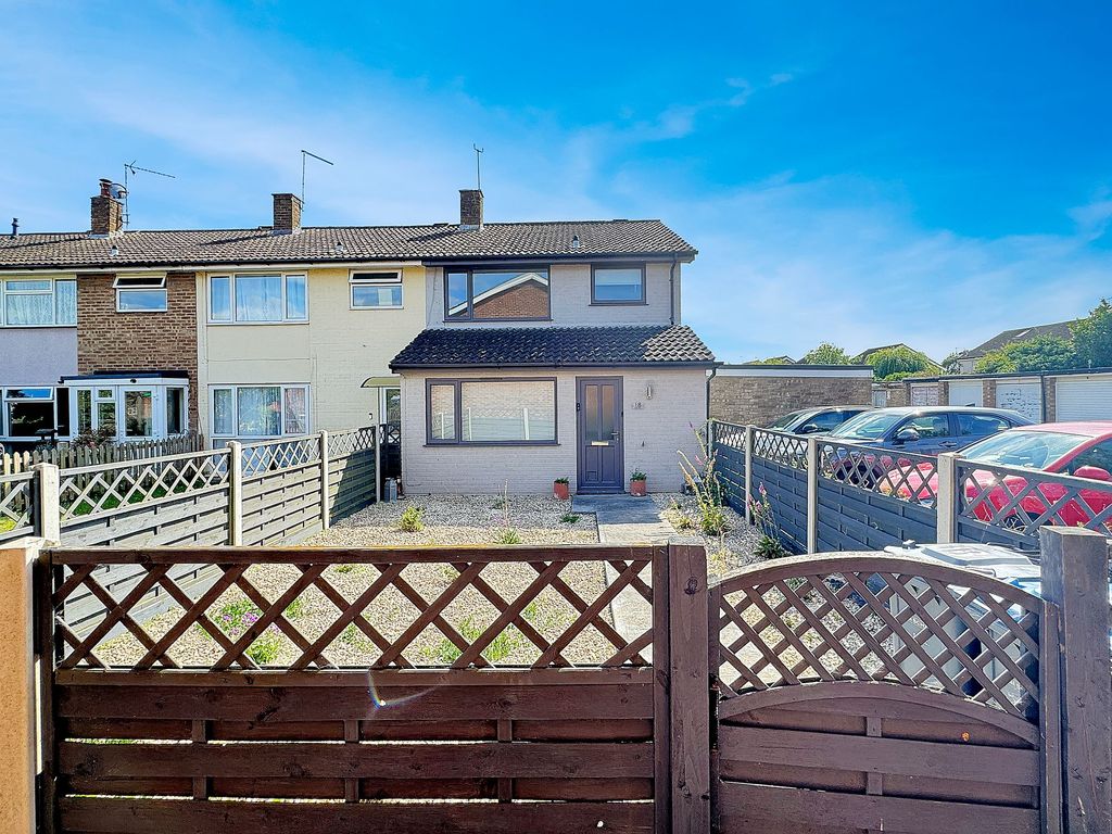 Property photo 1 of 18