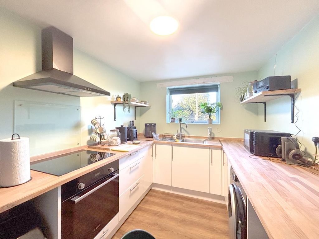 Property photo 2 of 12 Img_2243.Jpg