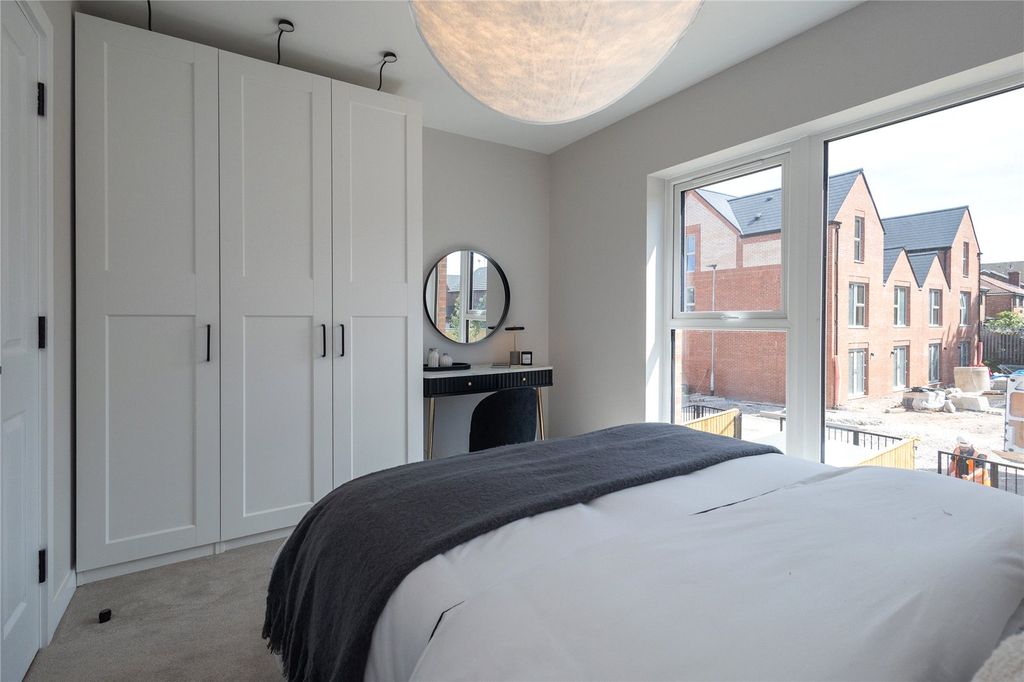Property photo 2 of 10 Picture No. 05