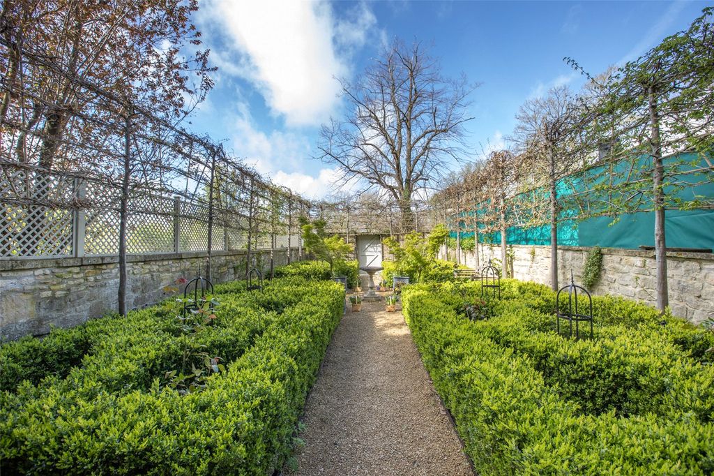 Additional image 19 of 4 bed terraced house for saleSt. James's Square, Bath BA1