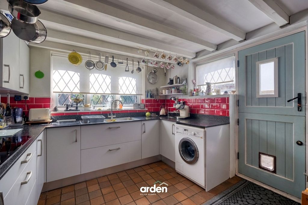 Property photo 2 of 19