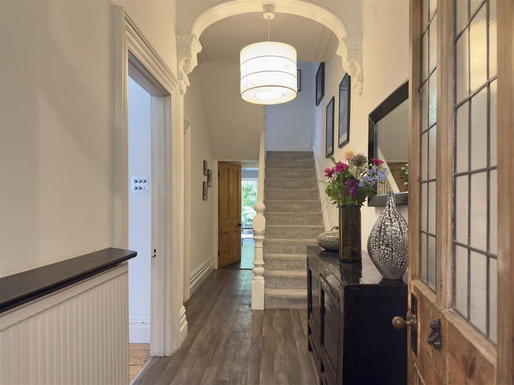 Additional image 4 of 5 bed semi-detached house for saleVictoria Road, Penarth CF64