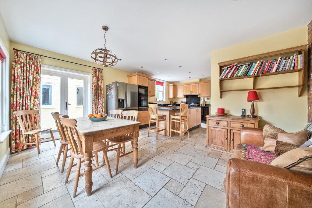 Property photo 3 of 39 1397234-39-696678805Fcba.Jpg