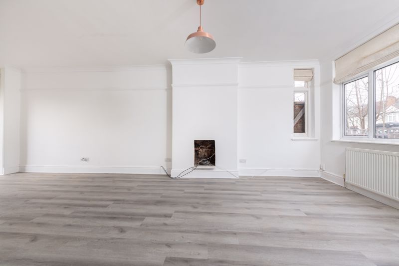 Property photo 3 of 15 Sitting Room