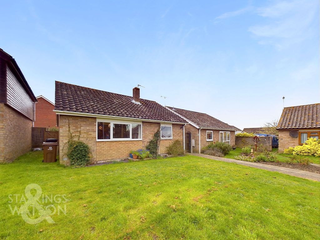 Property photo 1 of 18
