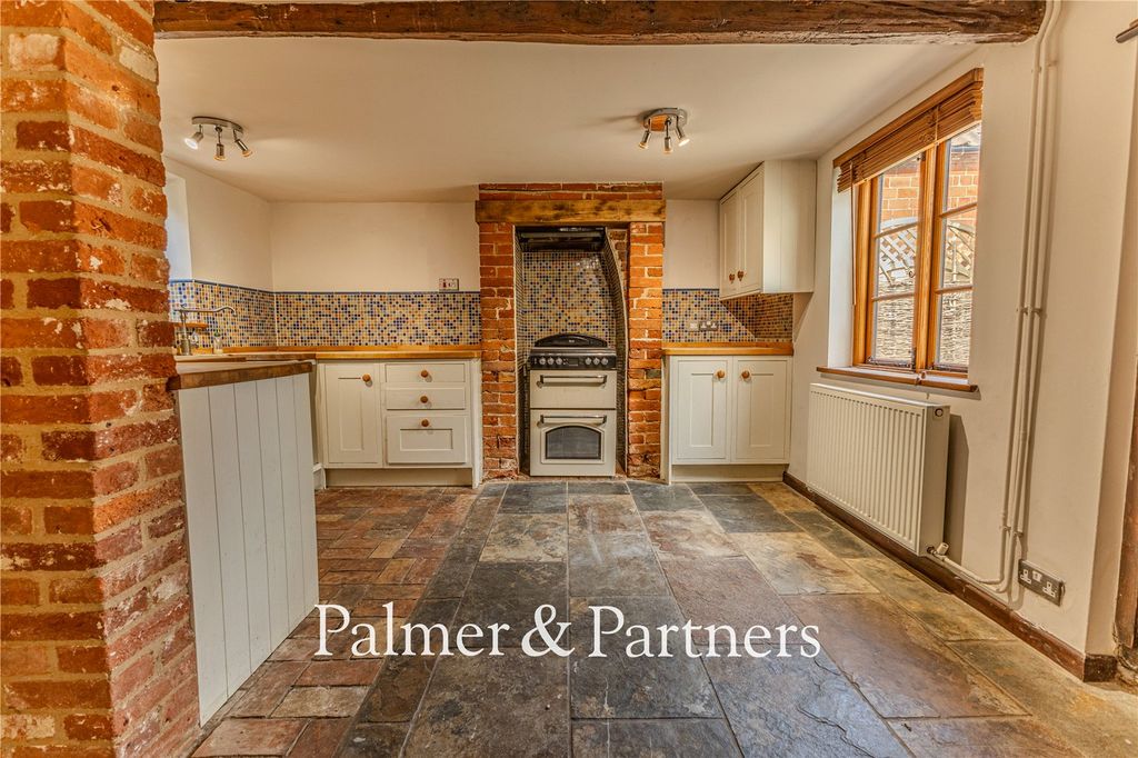 Property photo 2 of 15 Picture No. 05