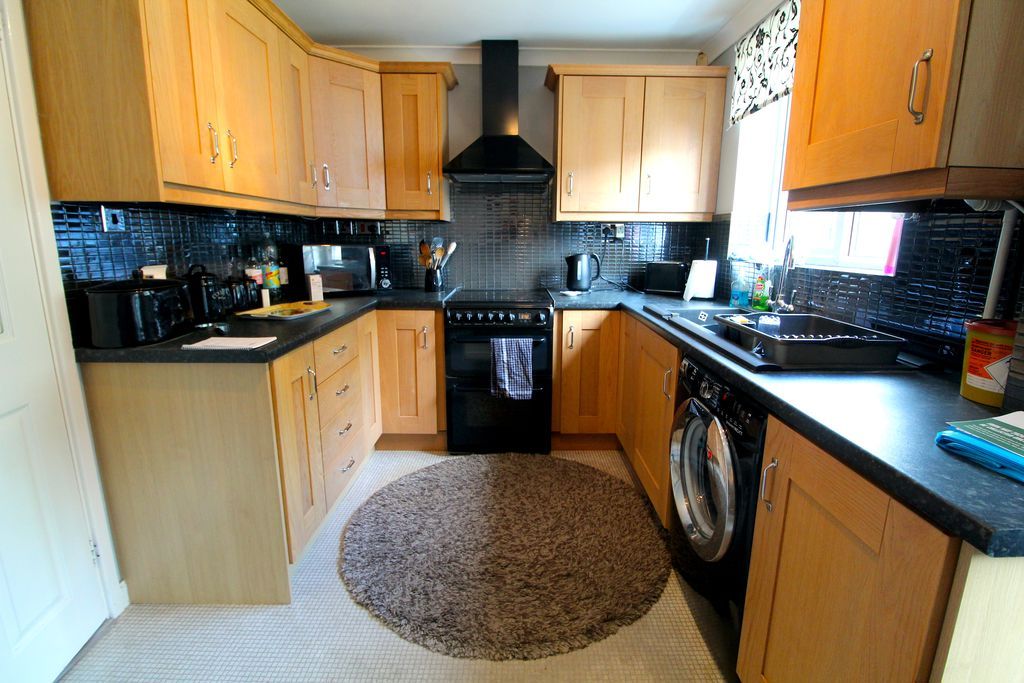 Property photo 2 of 8 Kitchen/Diner