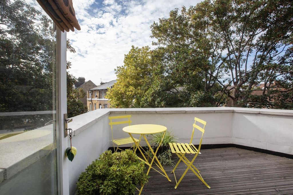 Property photo 3 of 17 3Y6A5127.Jpg