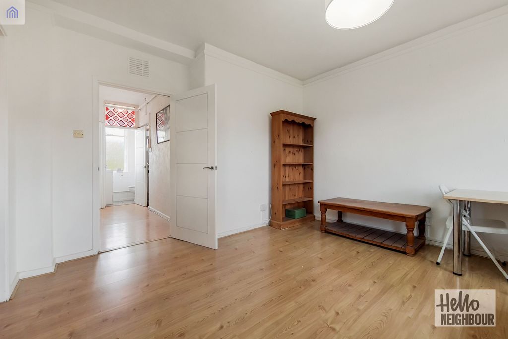 Property photo 2 of 13 Photo 1