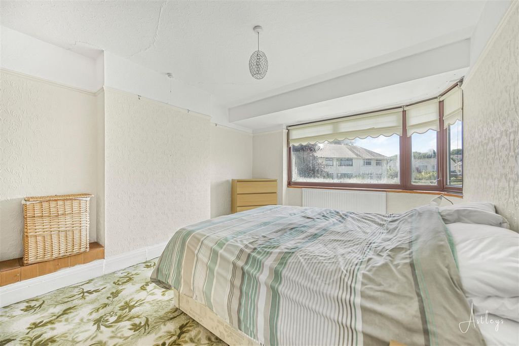 Property photo 3 of 20 Bedroom One