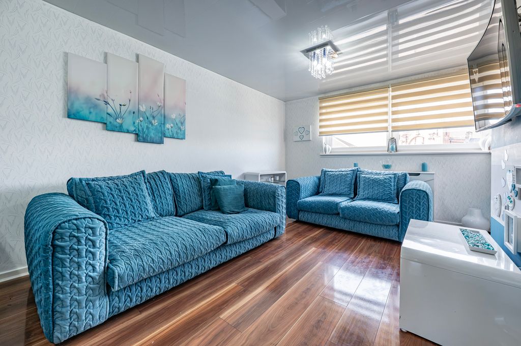 Property photo 3 of 30